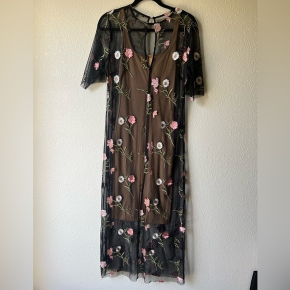 Sheer Floral Dress - Picture 4 of 8